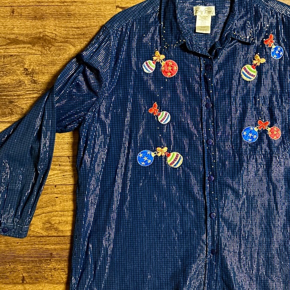 Bobbie Brooks • 18W/20W • Blue • Silver Metallic • Christmas Ornaments • Blouse - Picture 5 of 10